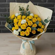 Букет цветов из:  Розы в Садовое