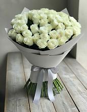Букет 35 Белых роз в Садовое