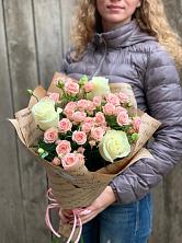 Букет цветов из:  Розы в Садовое