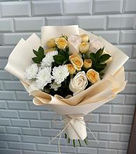 Букет цветов из:  Розы и Хризантемы в Садовое
