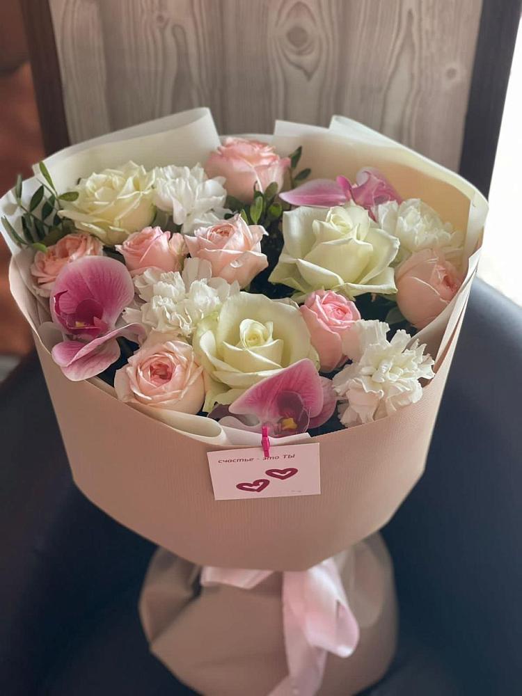 Букет цветов из: Орхидеи, Розы и Гвоздики в Садовое