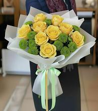 Букет цветов из:  Хризантемы и Розы в Садовое