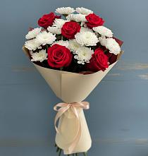 Букет цветов из:  Розы и Хризантемы в Садовое