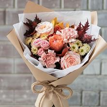 Букет цветов из:  Гвоздики, Хризантемы и Розы в Садовое