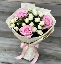 Букет цветов из:  Розы в Садовое