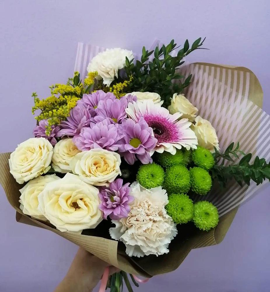 Букет цветов из: Хризантемы, Розы, Гвоздики и Герберы в Садовое