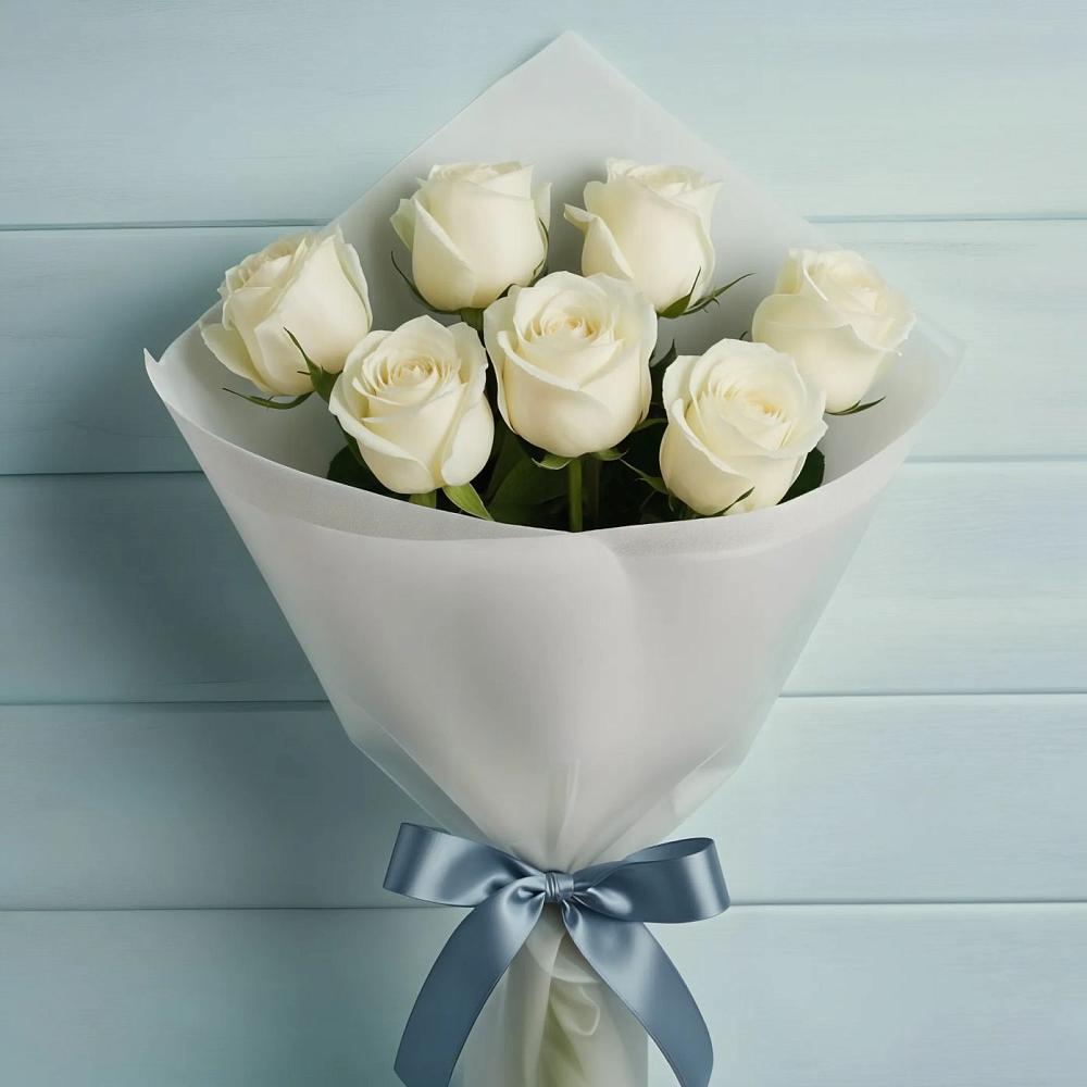 Букет 7 Белых роз Эдлесс Лав в Садовое
