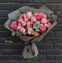 Букет цветов из:  Розы в Садовое